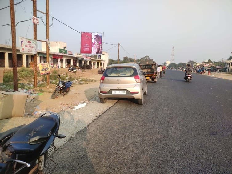 BUS STAND CHOWK, PADIABAHAL, SAMBALPUR 25'X25'