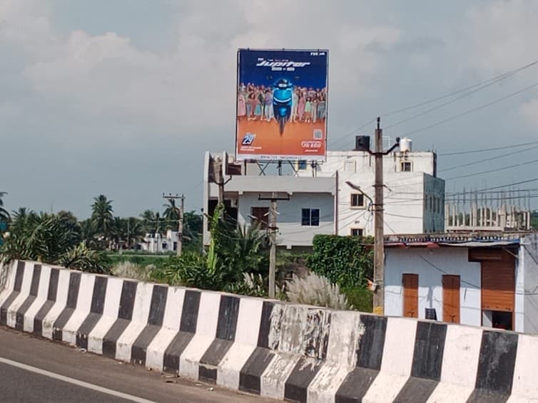 BERHAMPUR AT KHODASINGH OVER BRIDGE, FACING GOPALPUR 20 X 25 NL